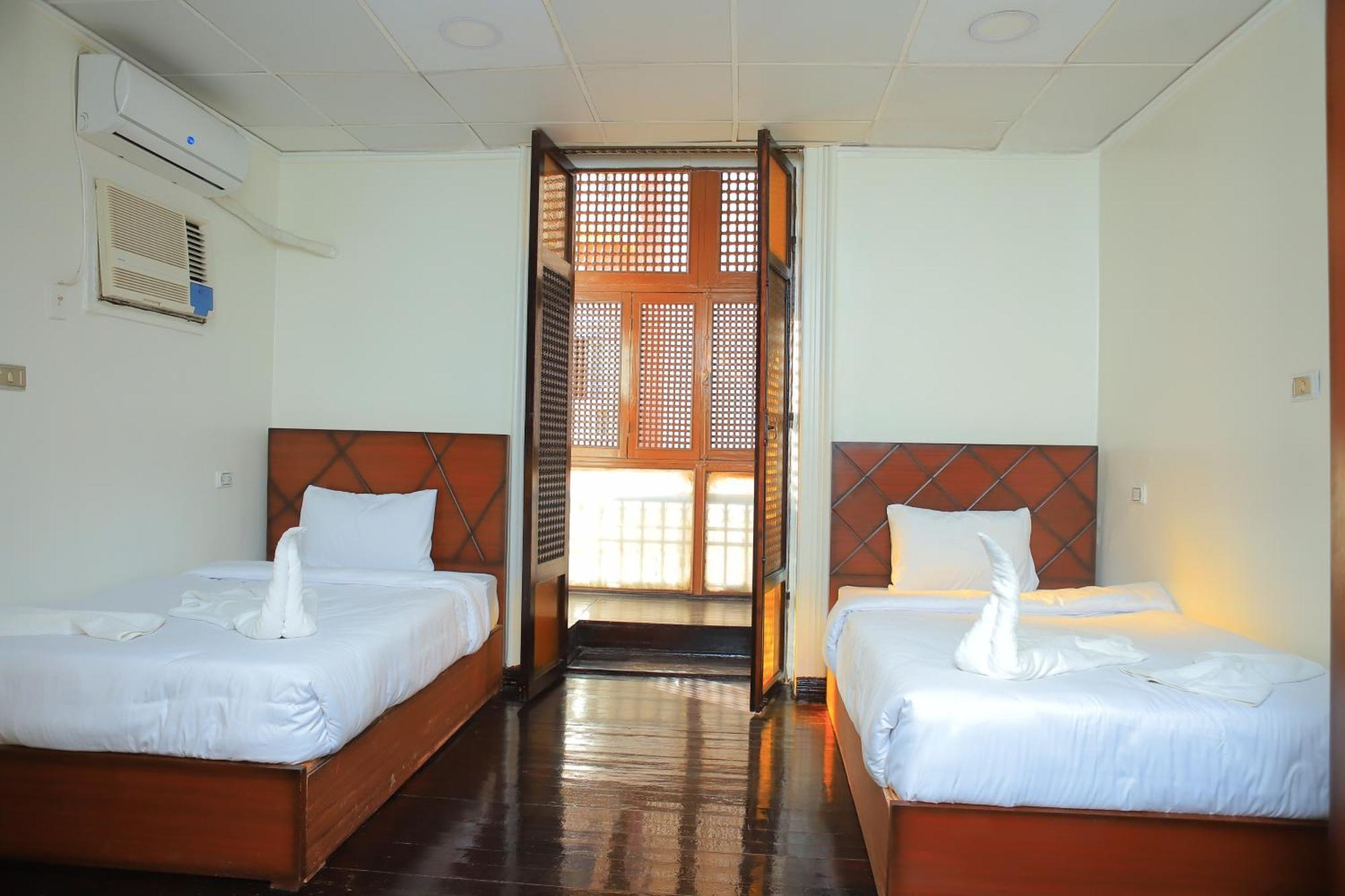 Kings Palace Hostel Cairo Exterior photo
